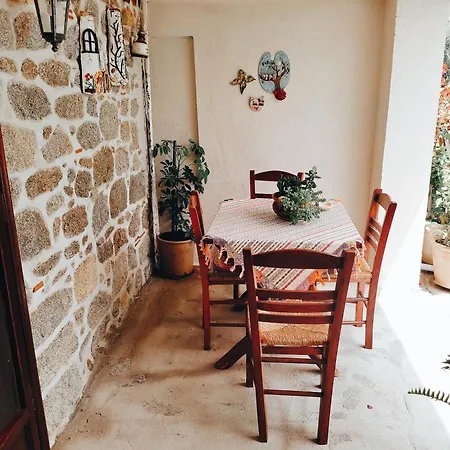 Sweet Apartment *